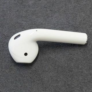 アップル(Apple)のApple AirPods エアーポッズ USED美品 左イヤホンのみ L 片耳 A2031 第二世代 正規品 MV7N2J/A 完動品 中古 V9361(ヘッドフォン/イヤフォン)