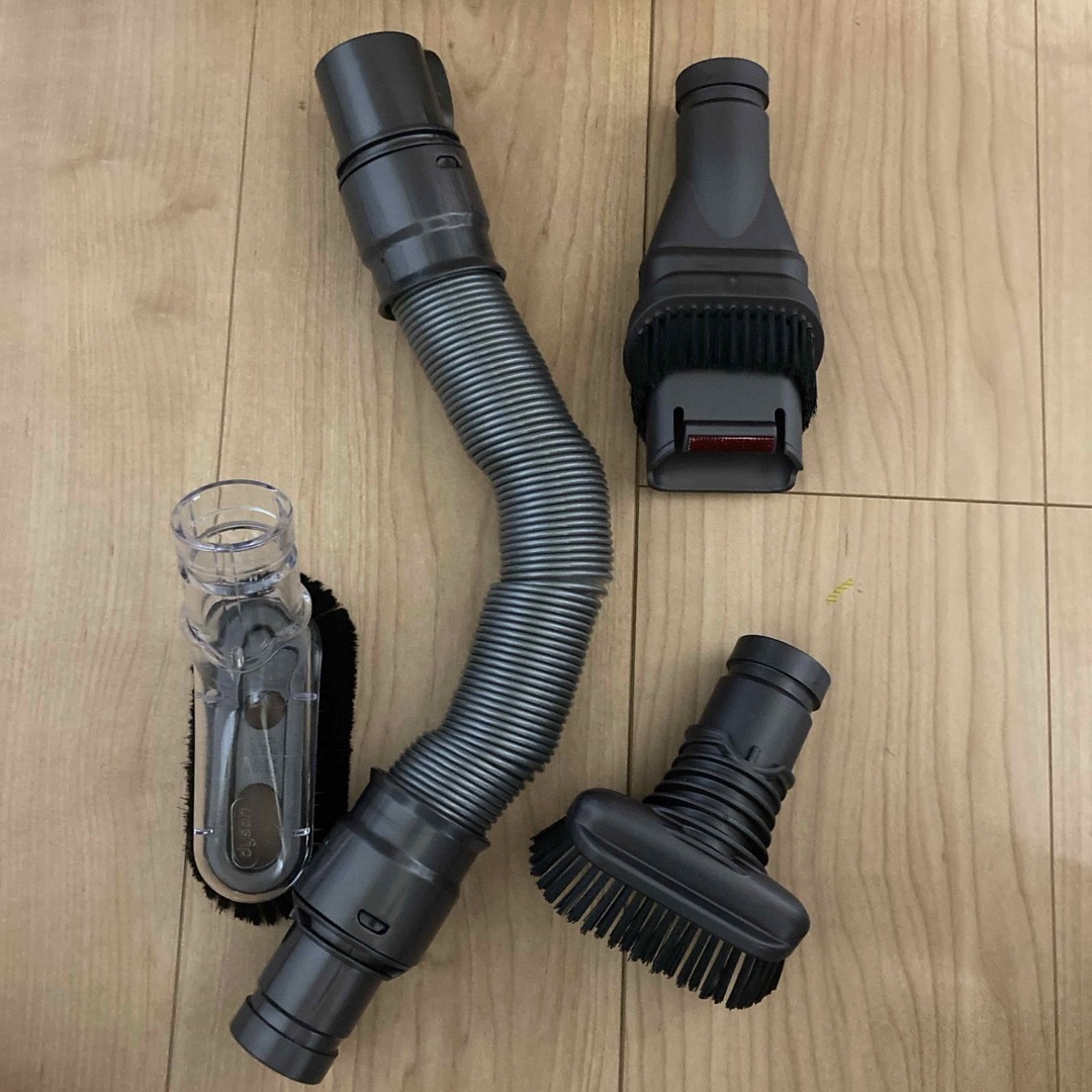 Dyson(ダイソン)のダイソン　v6 パーツ スマホ/家電/カメラの生活家電(掃除機)の商品写真