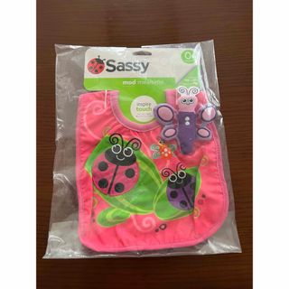 Sassy - 【新品未使用】sassy よだれかけ