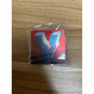 VAUNDY replica カプセルトイ Lenticular Pins(キャラクターグッズ)