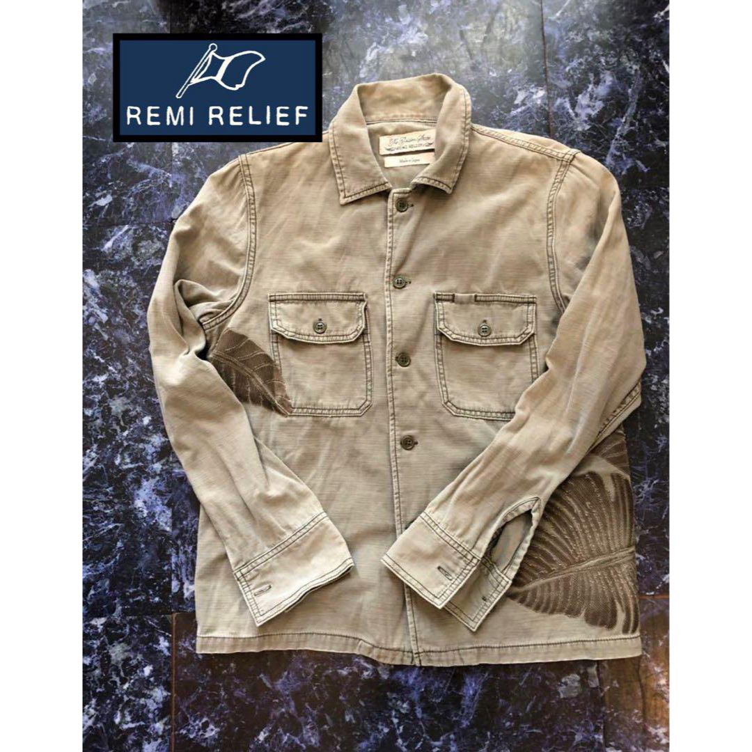 REMI RELIEF(レミレリーフ)のレミレリーフ　remi RELIEF シャツ　shirt リーフ　Leaf メンズのトップス(Tシャツ/カットソー(半袖/袖なし))の商品写真