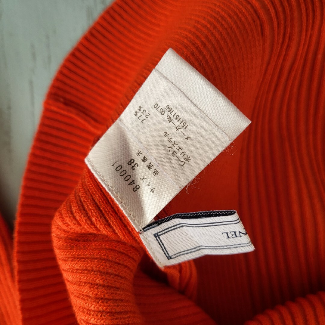美品【フェンネル】ハイネックセーター　オレンジ　ニット レディースのトップス(ニット/セーター)の商品写真