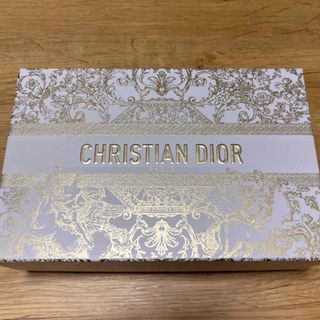 ディオール(Dior)のディオール　ホリデー限定ギフトボックス　クリスマスラッピング(ラッピング/包装)