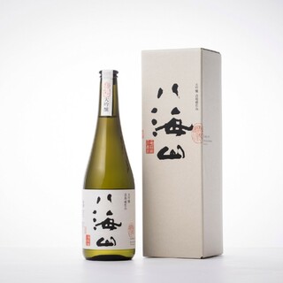 ハッカイジョウゾウ(八海醸造)の大吟醸 八海山 浩和蔵仕込　1800ml(日本酒)