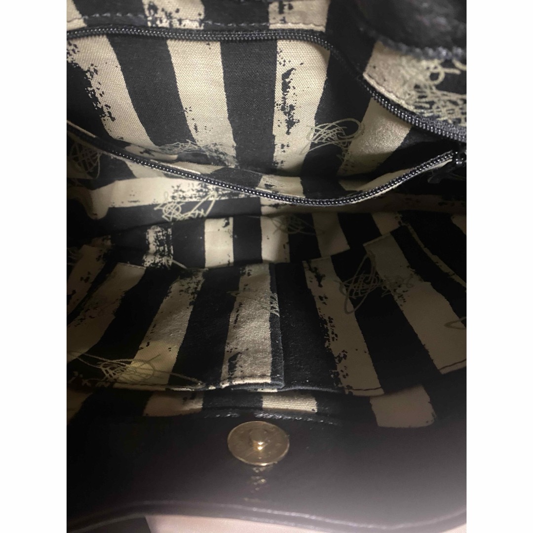 Vivienne Westwood(ヴィヴィアンウエストウッド)のヴィヴィアンウエストウッド　タッセルレザーハンドバッグ レディースのバッグ(ハンドバッグ)の商品写真