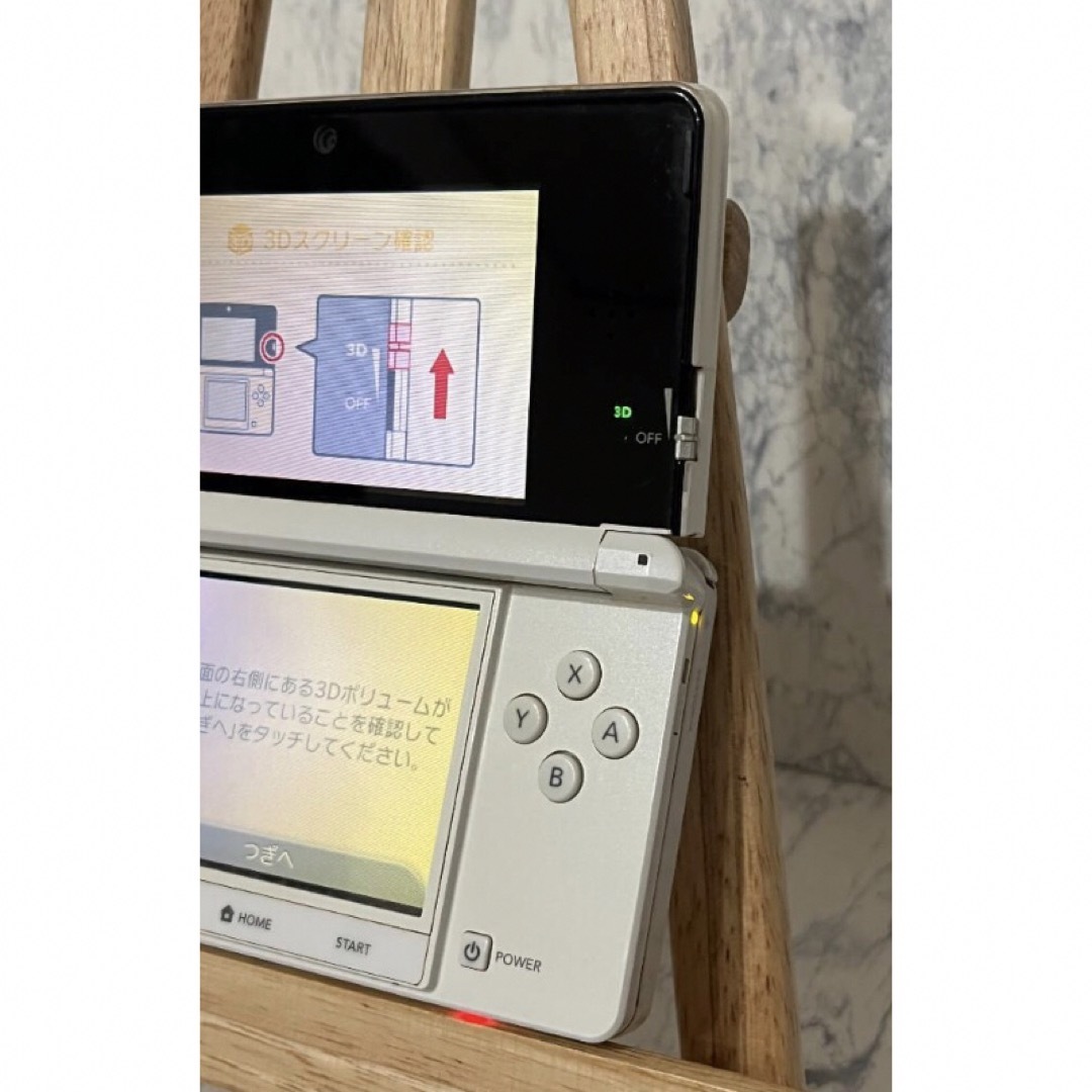 激レア ニンテンドー3DS アイスホワイト 新品未使用-