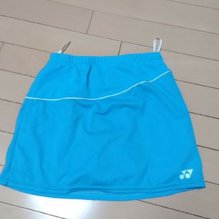 ヨネックス(YONEX)のヨネックスインナースパッツ付スコートМ(ウェア)