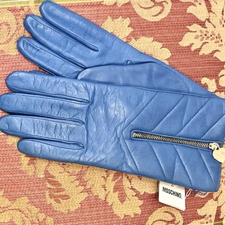 モスキーノ(MOSCHINO)のMOSCHINO モスキーノ レザー グローブ 手袋 タグ付き ブルー(手袋)