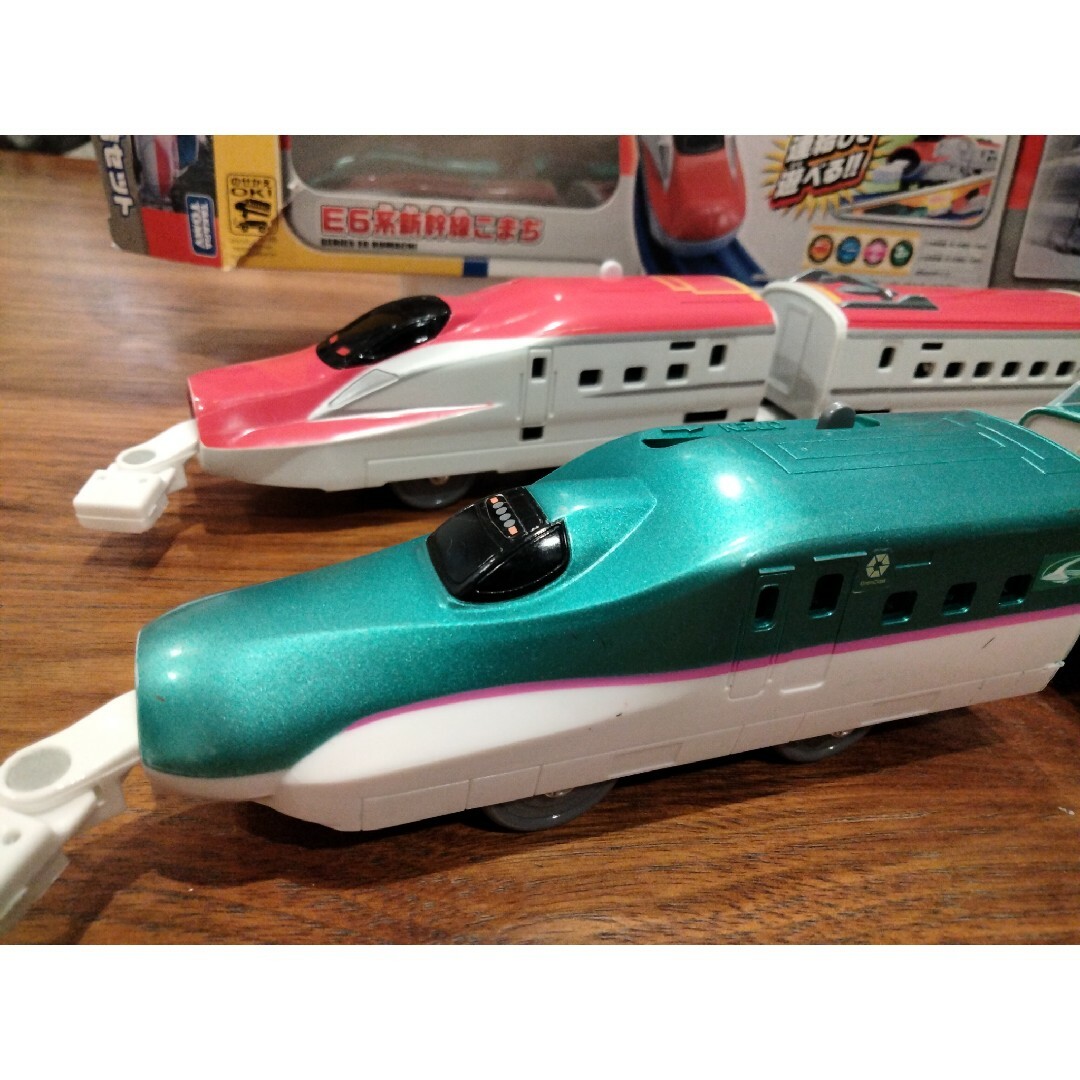 Takara Tomy - E6系新幹線こまち E5系新幹線はやぶさ プラレール Takara Tomy - E6系新幹線こまち E5系新幹線はやぶさ プラレール