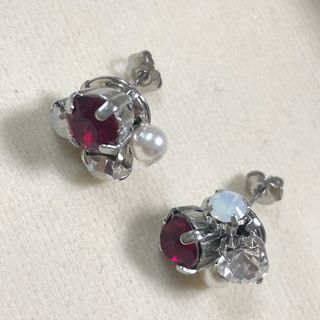 【スワロフスキー使用】ビジューピアス～山帰来～(ピアス)