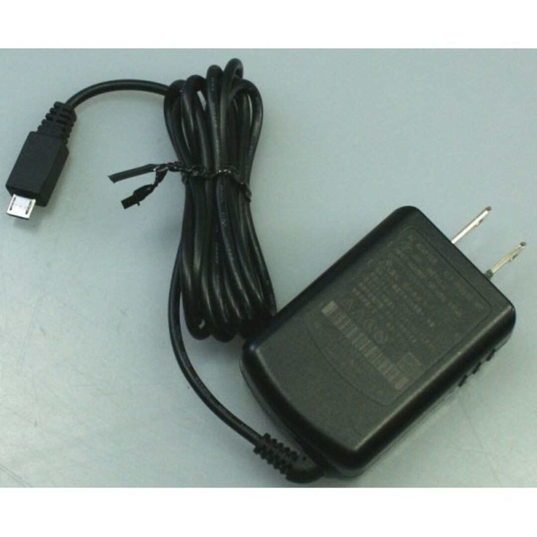NEC(エヌイーシー)のNEC Aterm WM3800R用 ACアダプターAL1-003685-001 スマホ/家電/カメラのスマートフォン/携帯電話(バッテリー/充電器)の商品写真