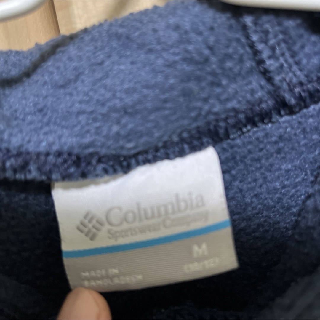 Columbia(コロンビア)のコロンビア　フリースジャケット　紺　フードつきジップアップ キッズ/ベビー/マタニティのキッズ服女の子用(90cm~)(ジャケット/上着)の商品写真