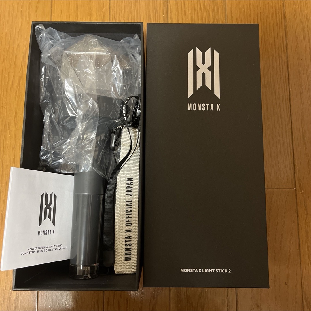 monsta x(モンスタエックス)のMONSTAX モネク 몬스타엑수 ペンライト lightstick ver.2 エンタメ/ホビーのタレントグッズ(アイドルグッズ)の商品写真