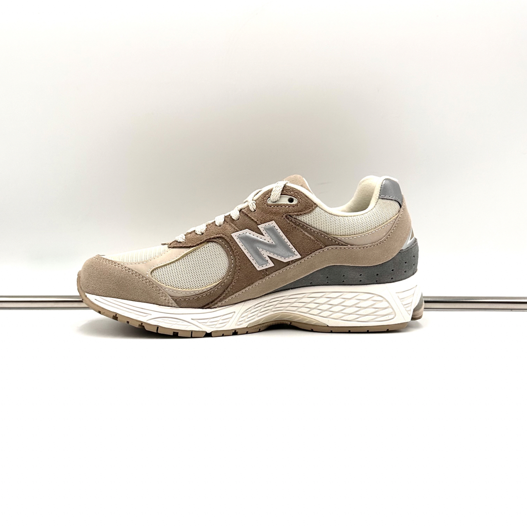 New Balance(ニューバランス)の25cm new balance ニューバランス M2002RSI ベージュ レディースの靴/シューズ(スニーカー)の商品写真