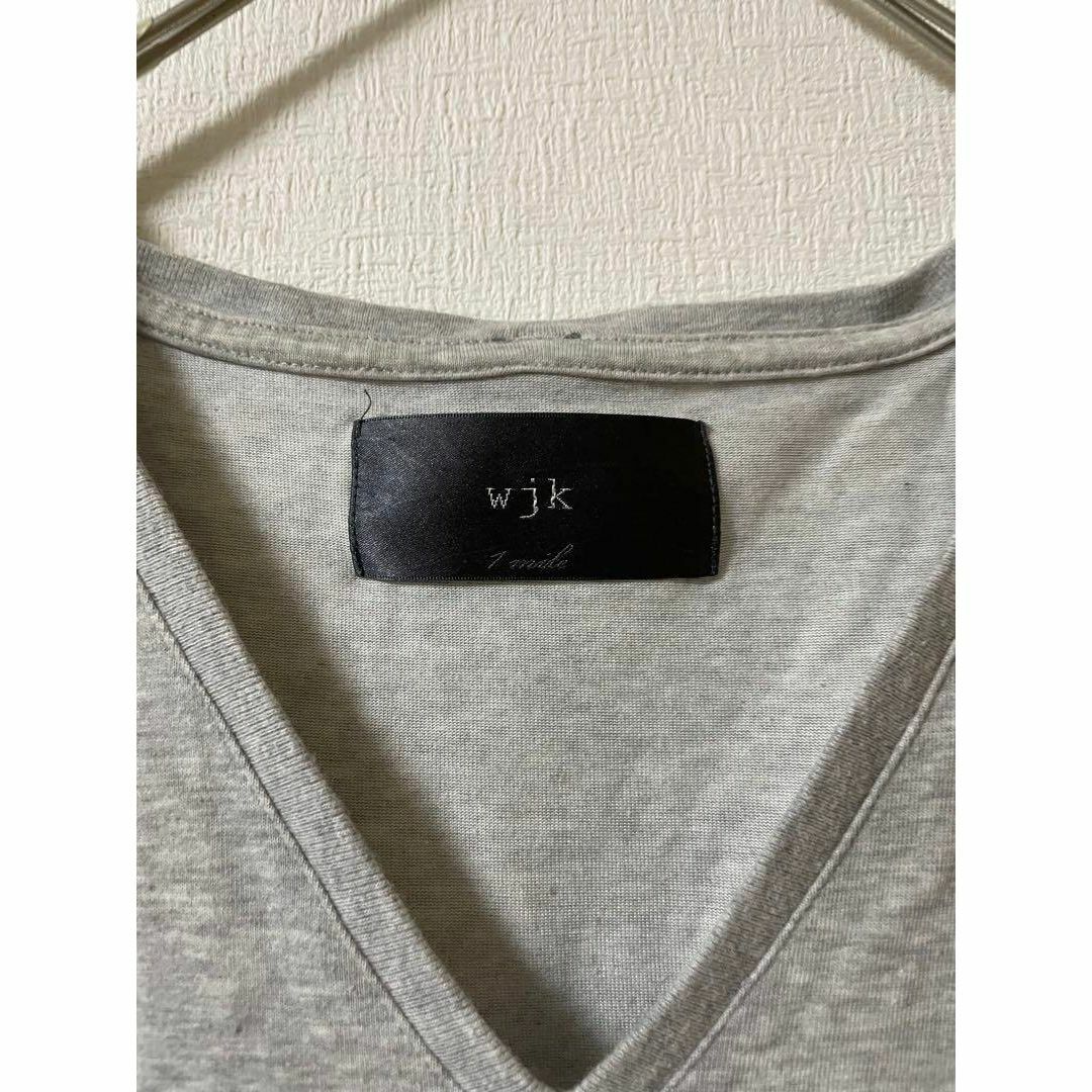 wjk(ダブルジェーケー)のWJK 1 mile Vネック　Tシャツ　グレー メンズのトップス(Tシャツ/カットソー(半袖/袖なし))の商品写真