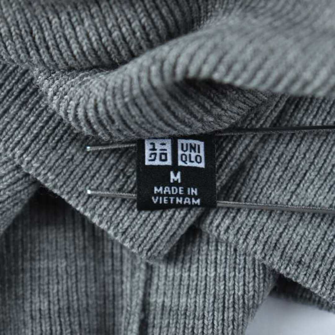 UNIQLO(ユニクロ)のユニクロ タートルネックセーター 長袖ニット ウール100% メンズ Mサイズ グレー UNIQLO メンズのトップス(ニット/セーター)の商品写真