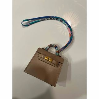 Hermes - ☆2023年新作☆ エルメス イポ チャーム タツノオトシゴの