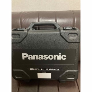 パナソニック(Panasonic)のパナソニック 18V充電全ネジカッター 黒(工具)