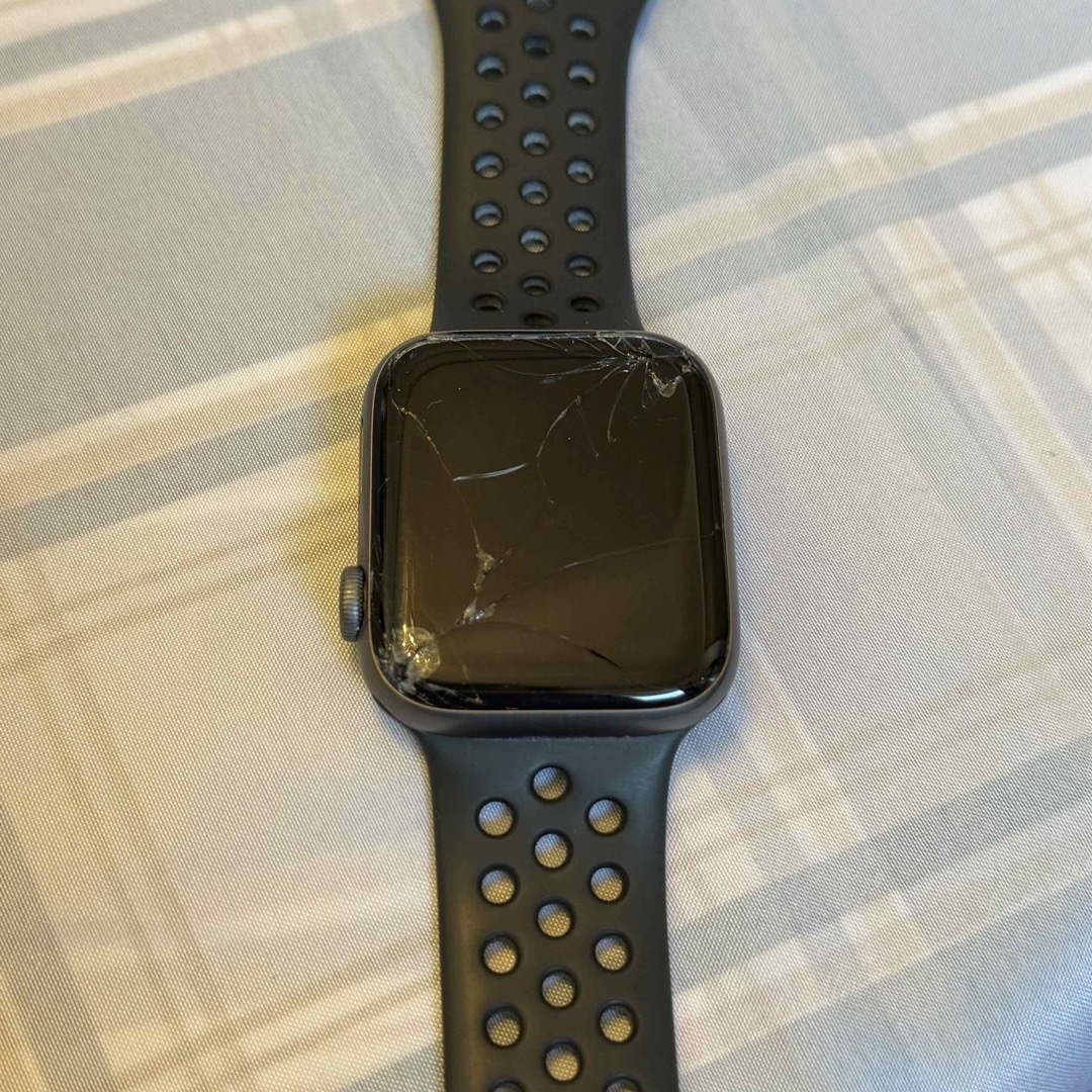 Apple Watch(アップルウォッチ)のApple Watch 4 NIKE 44MM MU6L2J/A エンタメ/ホビーのエンタメ その他(その他)の商品写真