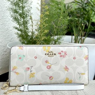 コーチ(COACH)のCoach コーチ　長財布  C8695  新品(財布)