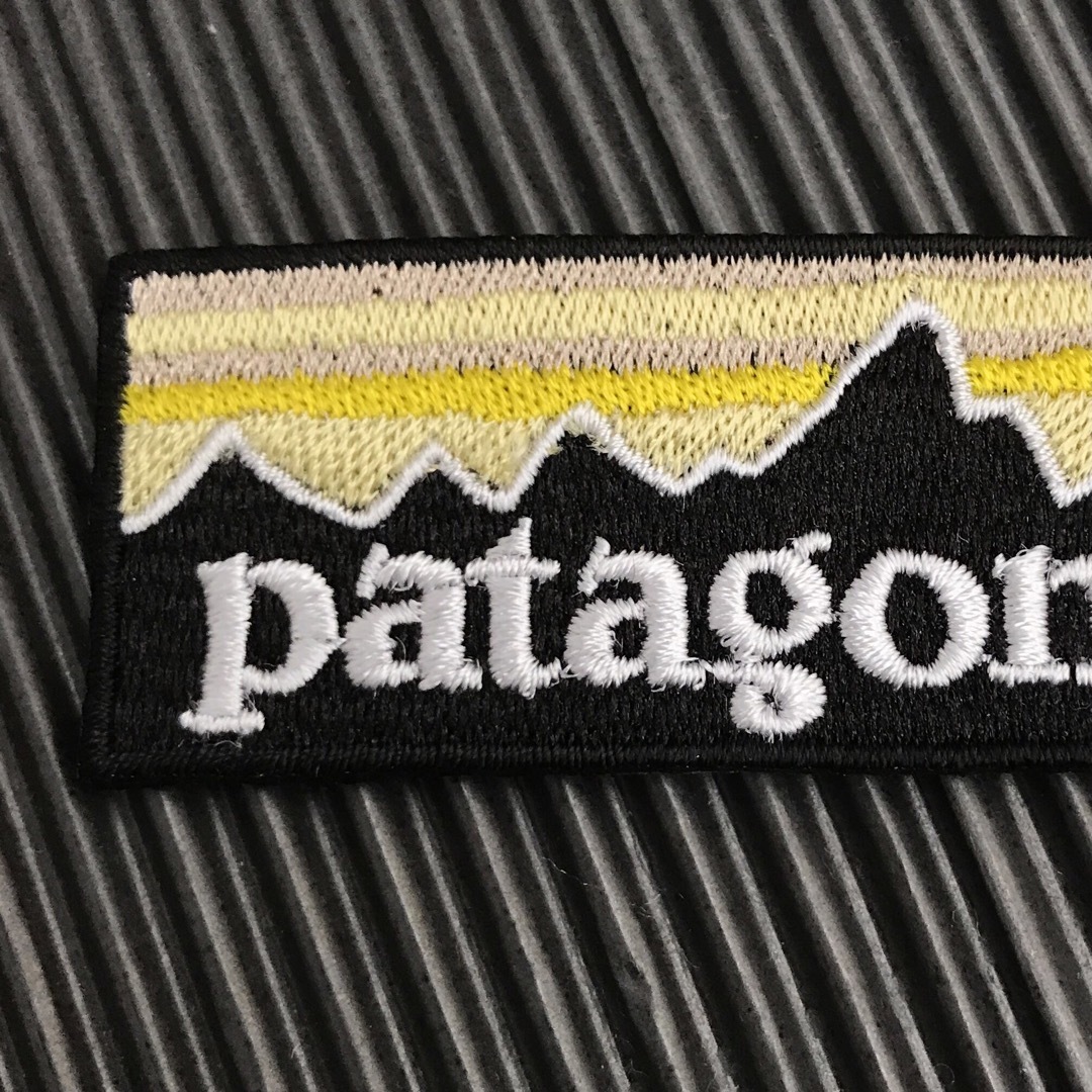 patagonia(パタゴニア)のPATAGONIA パタゴニア  "SANDWICH" アイロンワッペン -1 ハンドメイドの素材/材料(各種パーツ)の商品写真