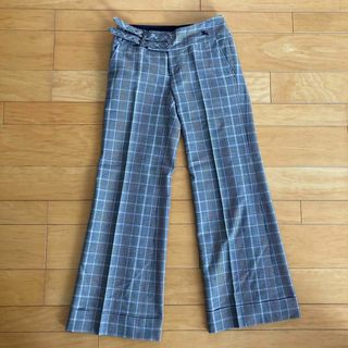 バーバリーブルーレーベル(BURBERRY BLUE LABEL)のバーバリーブルーレーベル　36 S チェック柄　パンツ　ボトムス　【T0028】(カジュアルパンツ)