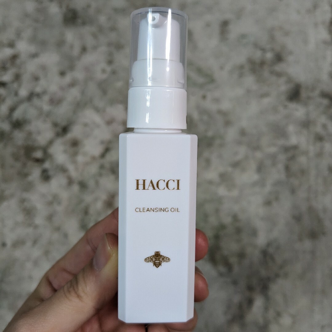 HACCI(ハッチ)のHACCI クレンジングオイル ハニー 30ml コスメ/美容のスキンケア/基礎化粧品(クレンジング/メイク落とし)の商品写真