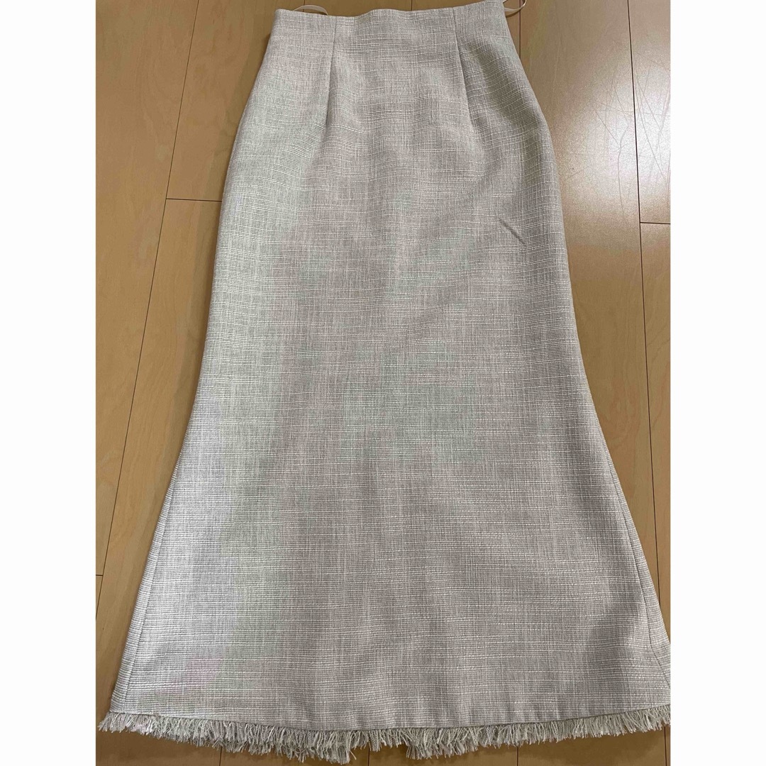 ánuans(アニュアンス)のanuans スカート 白 レディースのスカート(ロングスカート)の商品写真