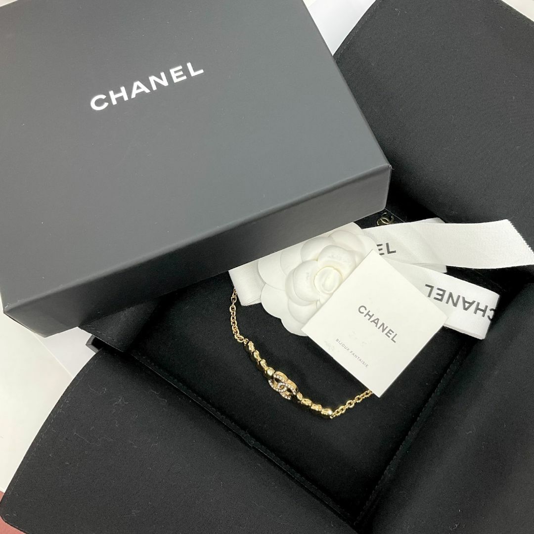 CHANEL(シャネル)の8282 シャネル ココマーク チョーカー ネックレス ラインストーン ハート  レディースのアクセサリー(ネックレス)の商品写真