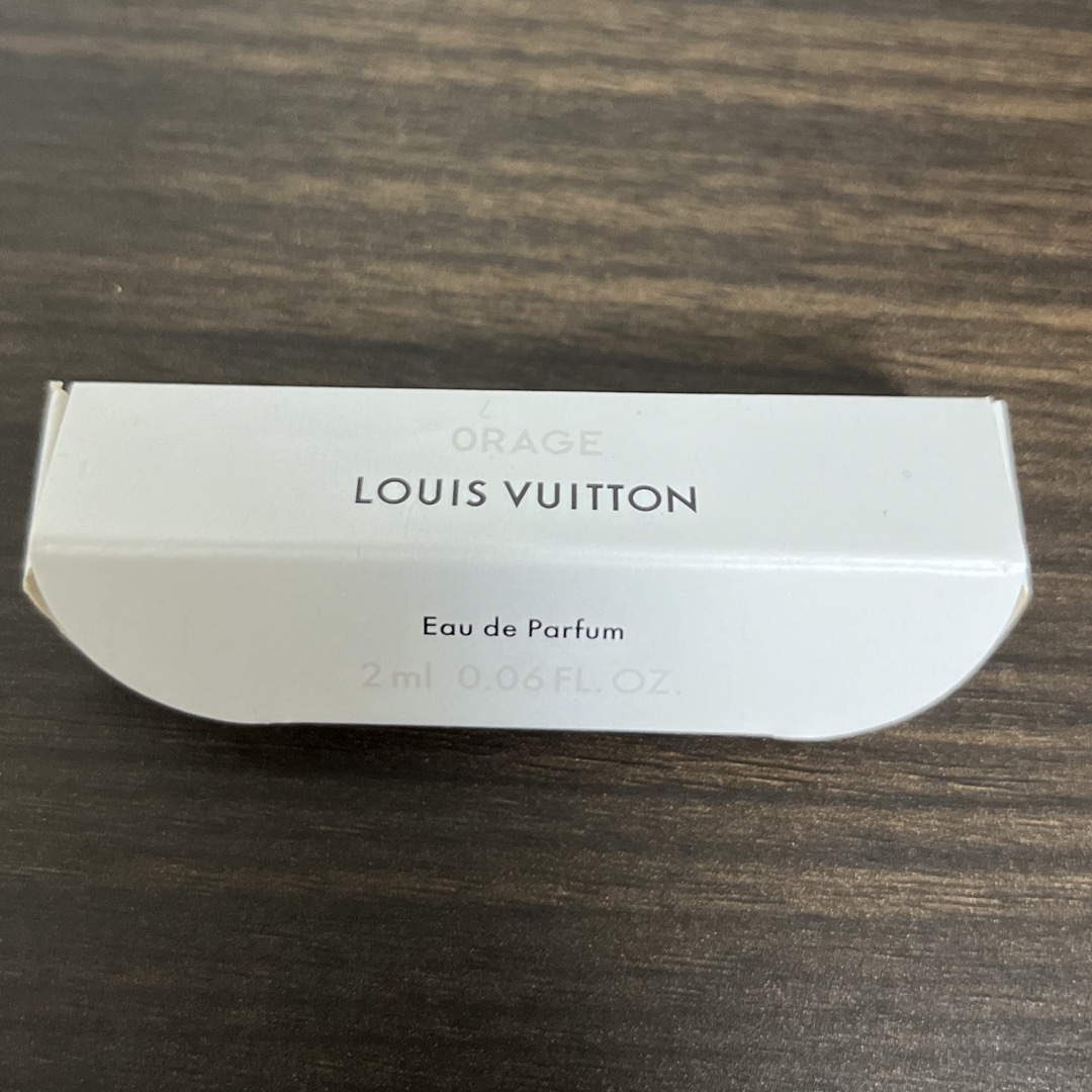 LOUIS VUITTON(ルイヴィトン)のLOUIS VUITTON オラージュ ORAGE 2ml コスメ/美容の香水(ユニセックス)の商品写真