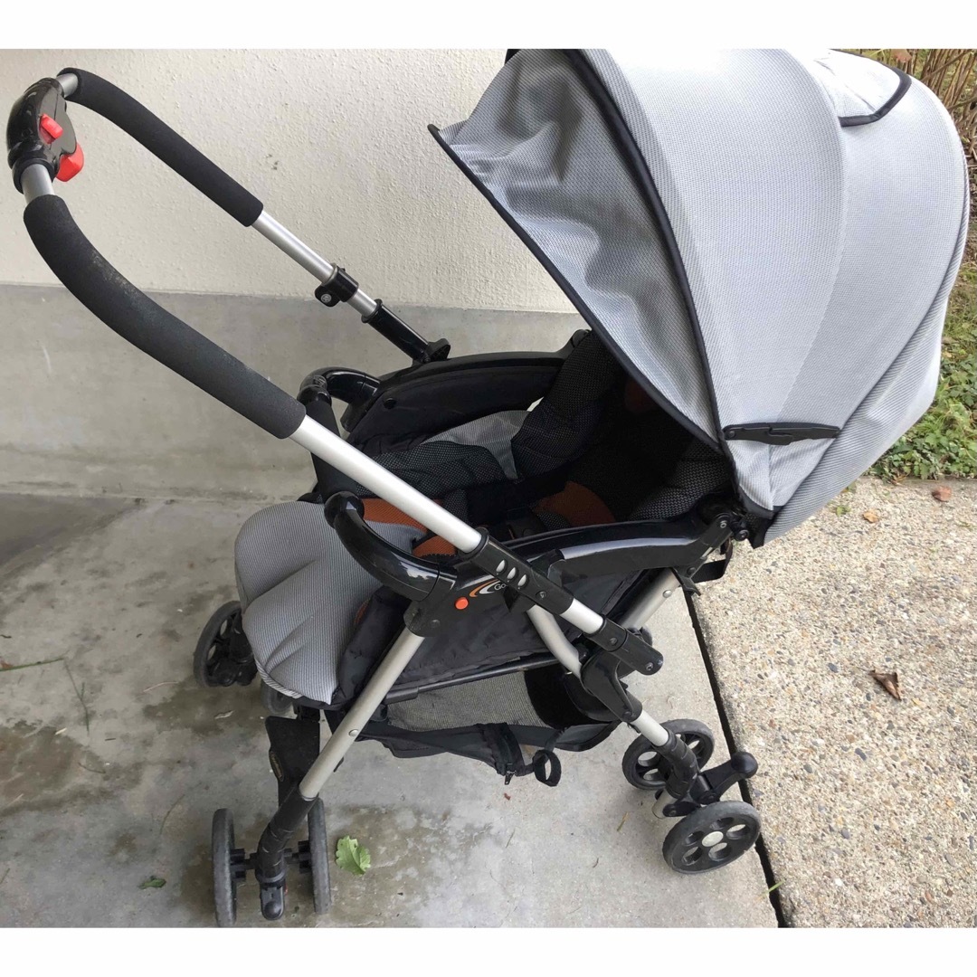 Goodbaby(グッドベビー)のGoodBaby A型 ベビーカー　両対面　灰黒橙メッシュ日除　コンパクト収納 キッズ/ベビー/マタニティの外出/移動用品(ベビーカー/バギー)の商品写真