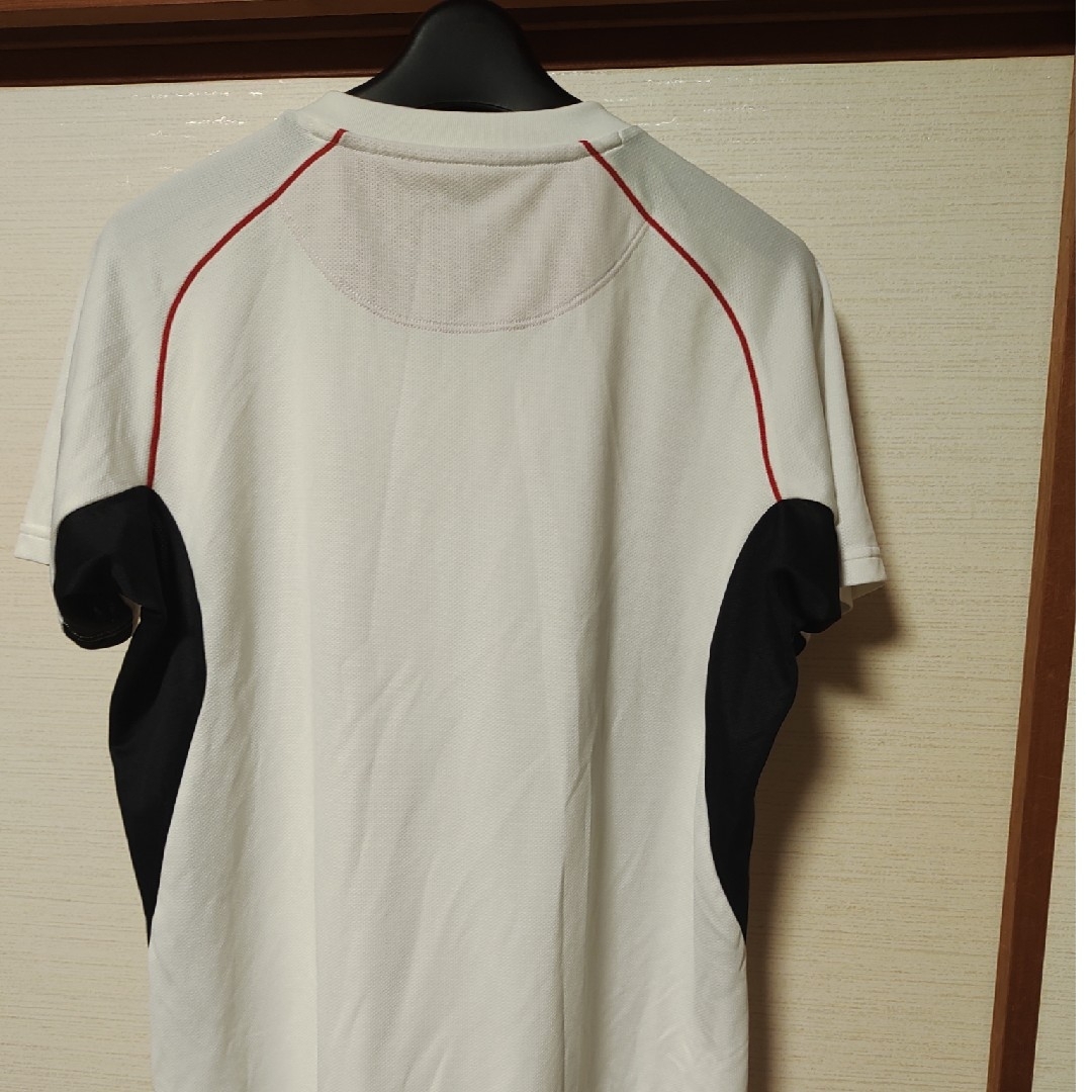 DESCENTE(デサント)のデサント MOVE SPORT  メンズ tシャツ  L スポーツ/アウトドアのランニング(ウェア)の商品写真