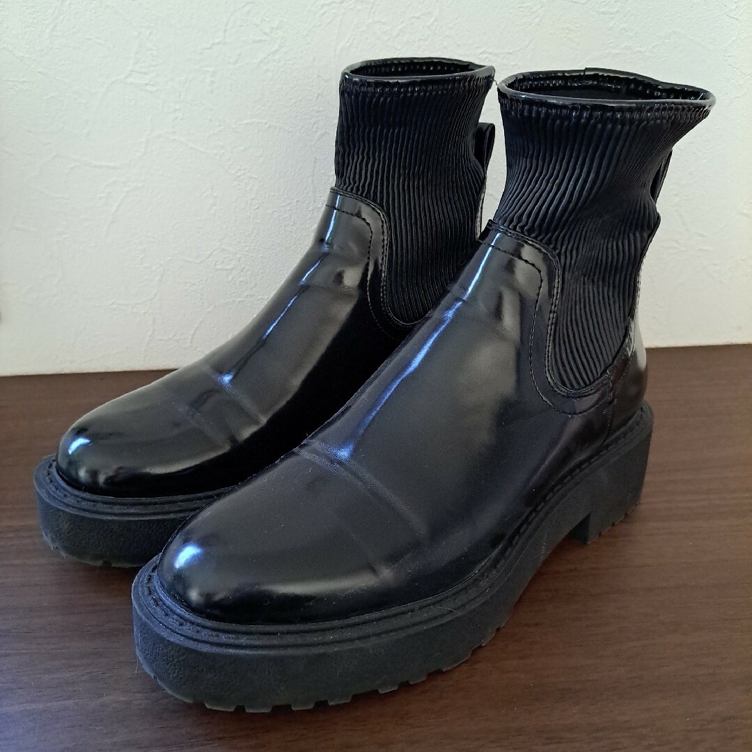 ZARA　ショートブーツ36 レディースの靴/シューズ(ブーツ)の商品写真