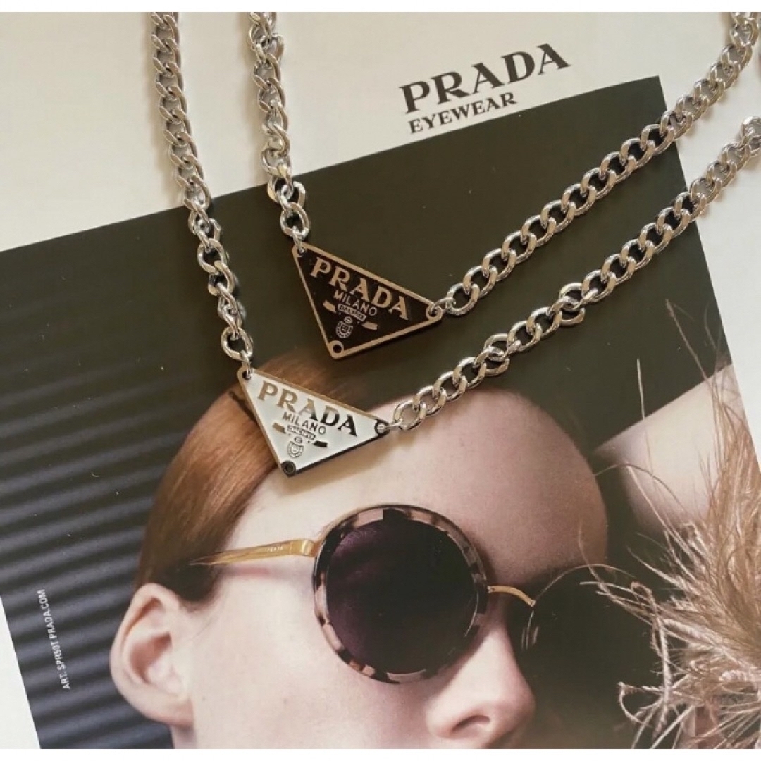 PRADA - 新品未使用!PRADAネックレス☆ロゴプレート PRADA - 新品未使用!PRADAネックレス☆ロゴプレート
