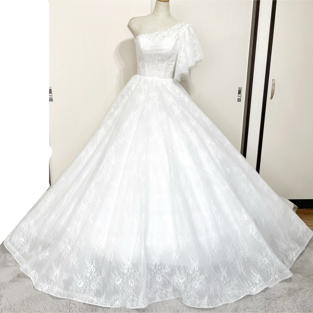 Vera Wang(ヴェラウォン)の《新品未使用》有名ブランド★オーダードレス ウェディングドレス ワンショルダー レディースのフォーマル/ドレス(ウェディングドレス)の商品写真