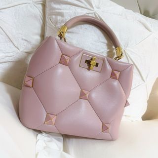 ヴァレンティノ(VALENTINO)のvalentino バッグ(ハンドバッグ)