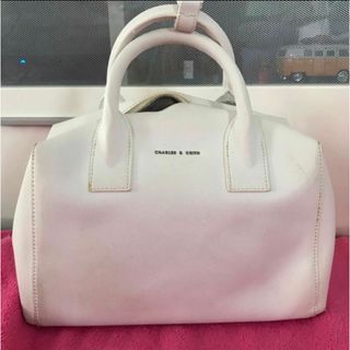 チャールズアンドキース(Charles and Keith)のチャールズ&キース　ショルダーバック美品CHARLES & KEITHバック(ショルダーバッグ)