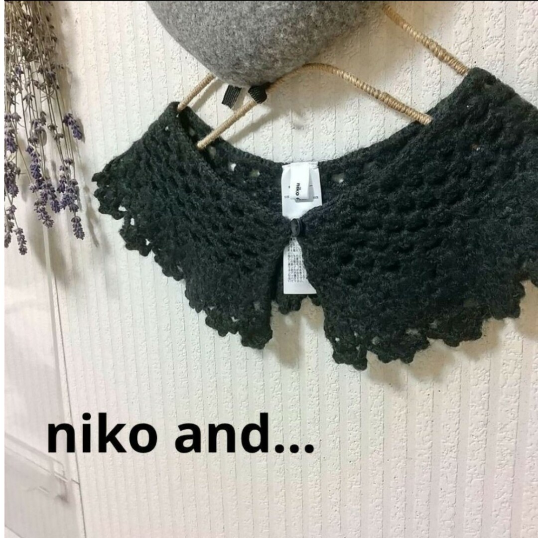 niko and...(ニコアンド)のシャンパンローズ   様  専用出品　　　　　　ニコアンドニット付け襟 レディースのアクセサリー(つけ襟)の商品写真