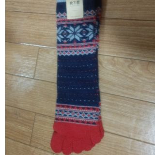 クツシタヤ(靴下屋)の靴下屋　新品！5本指　毛糸靴下(ソックス)