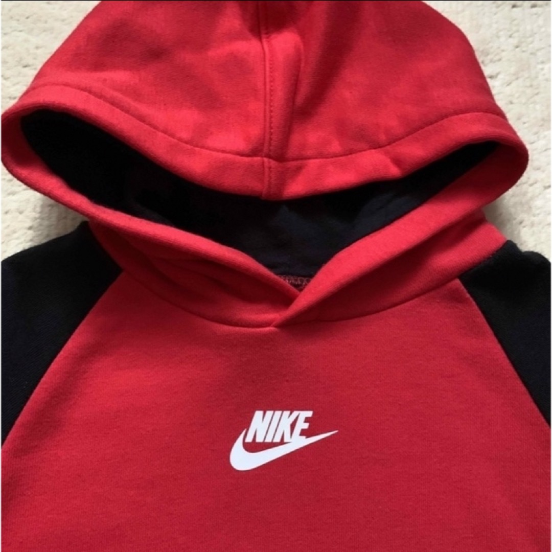 NIKE(ナイキ)のナイキ　パーカー　キッズ　95 キッズ/ベビー/マタニティのキッズ服男の子用(90cm~)(ジャケット/上着)の商品写真