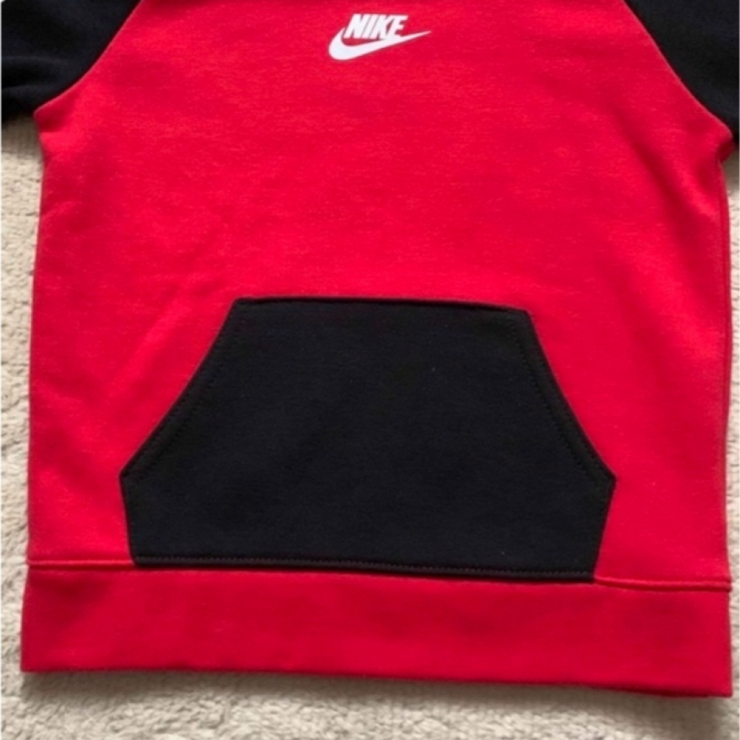 NIKE(ナイキ)のナイキ　パーカー　キッズ　95 キッズ/ベビー/マタニティのキッズ服男の子用(90cm~)(ジャケット/上着)の商品写真