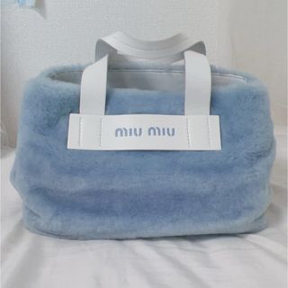 ミュウミュウ(miumiu)のmiumiu ファーバッグ(トートバッグ)