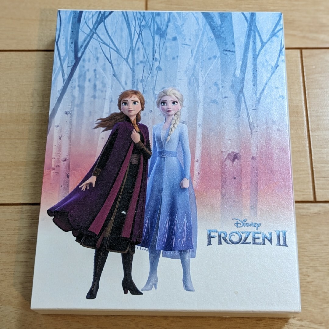 アナと雪の女王(アナトユキノジョオウ)のBlu-ray　アナと雪の女王＋2　２枚組 エンタメ/ホビーのDVD/ブルーレイ(キッズ/ファミリー)の商品写真