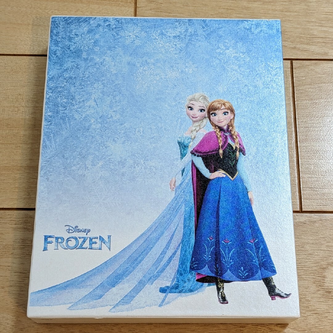 アナと雪の女王(アナトユキノジョオウ)のBlu-ray　アナと雪の女王＋2　２枚組 エンタメ/ホビーのDVD/ブルーレイ(キッズ/ファミリー)の商品写真