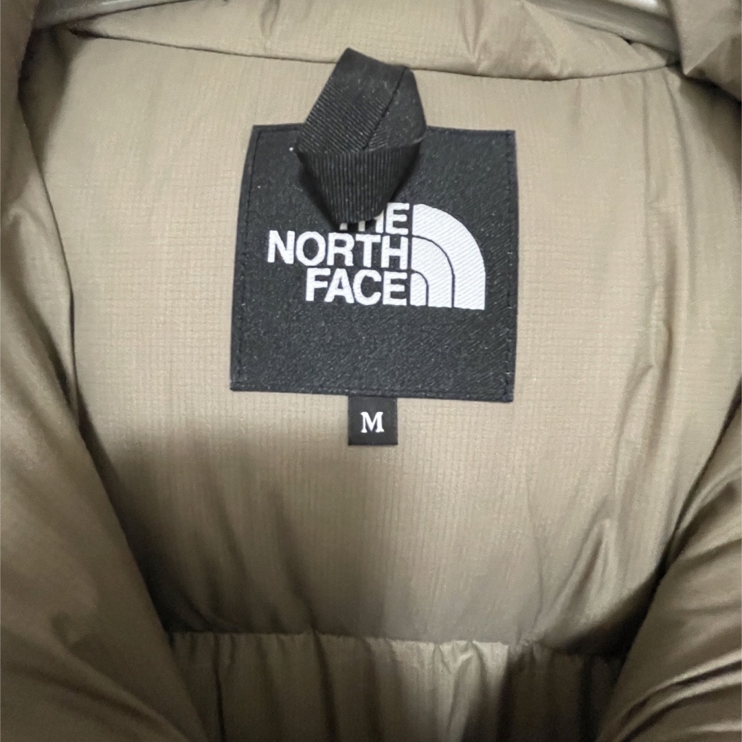 THE NORTH FACE(ザノースフェイス)の新品未使用 THE NORTH FACE オルタレーションバフズジャケット M メンズのジャケット/アウター(ダウンジャケット)の商品写真