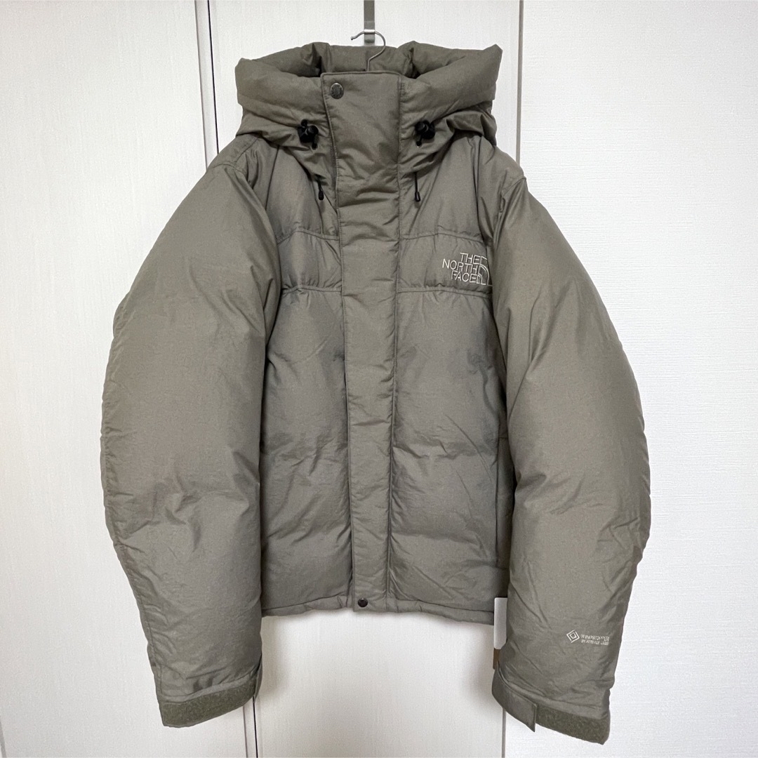 THE NORTH FACE(ザノースフェイス)の新品未使用 THE NORTH FACE オルタレーションバフズジャケット M メンズのジャケット/アウター(ダウンジャケット)の商品写真