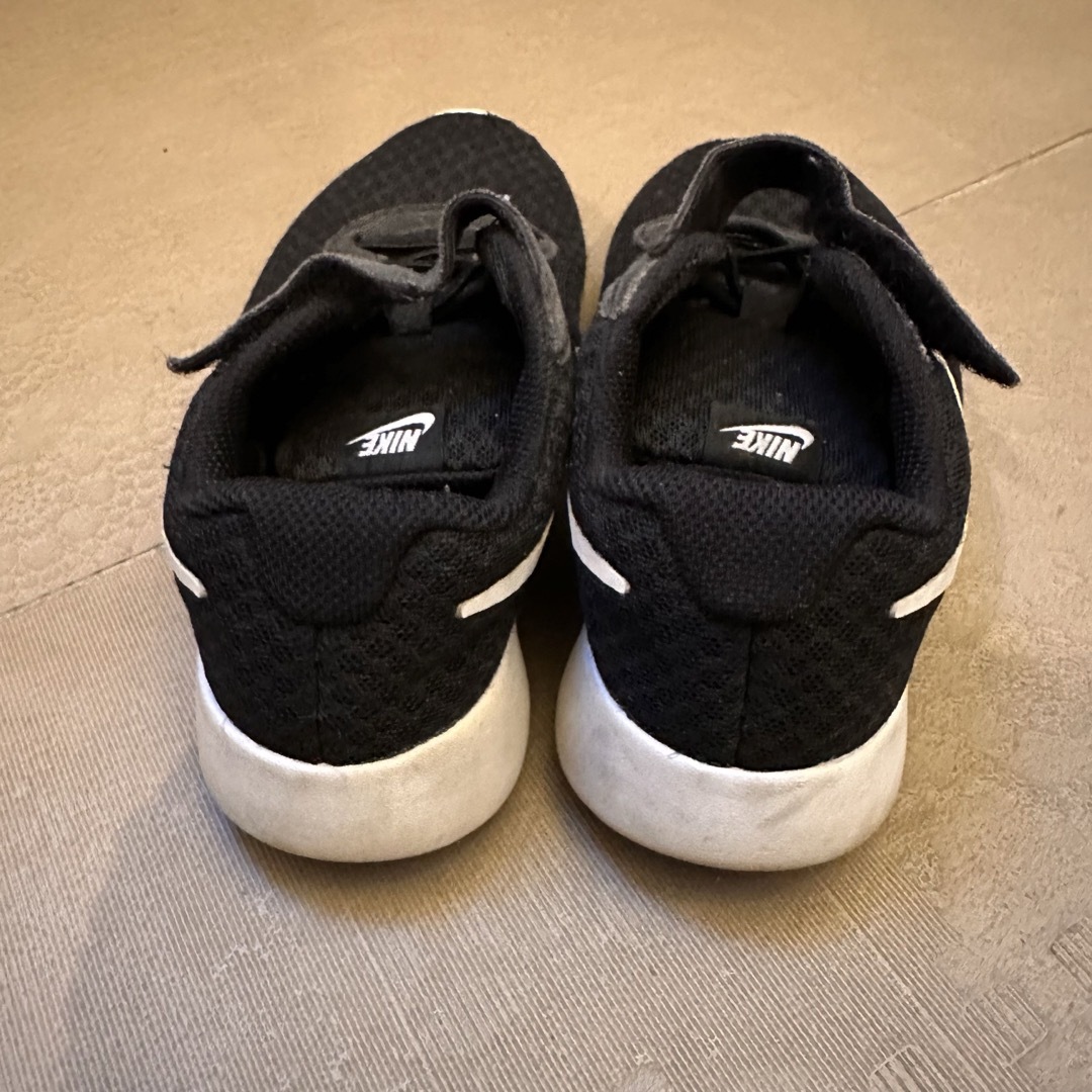 THE NORTH FACE(ザノースフェイス)のノースフェイス　ヌプシ NIKE ナイキ　スニーカー　靴　2足　子供　キッズ キッズ/ベビー/マタニティのキッズ靴/シューズ(15cm~)(スニーカー)の商品写真