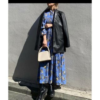 アメリヴィンテージ(Ameri VINTAGE)のGIULIA DRAWSTRING SHIRT DRESS　試着のみ(ロングワンピース/マキシワンピース)