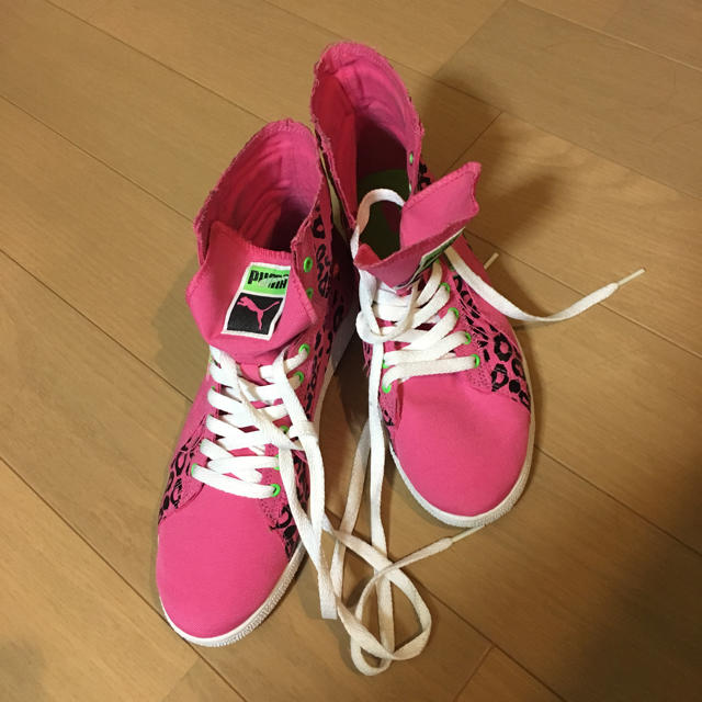 PUMA(プーマ)の【Nanami Takeuchi様専用】プーマ PUMA スニーカー ピンク  レディースの靴/シューズ(スニーカー)の商品写真