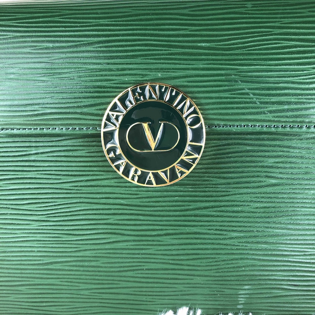 valentino garavani(ヴァレンティノガラヴァーニ)の【希少カラー・美品】VALENTINO GARAVANI 2wayバッグ　ロゴ レディースのバッグ(ハンドバッグ)の商品写真